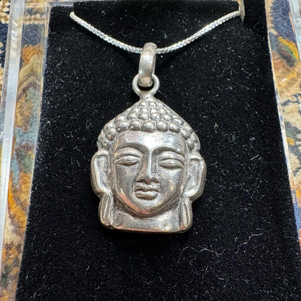 925 Sterling Silver Pendant Buddha & 925
Sterling Silver Chain Necklace Box Link